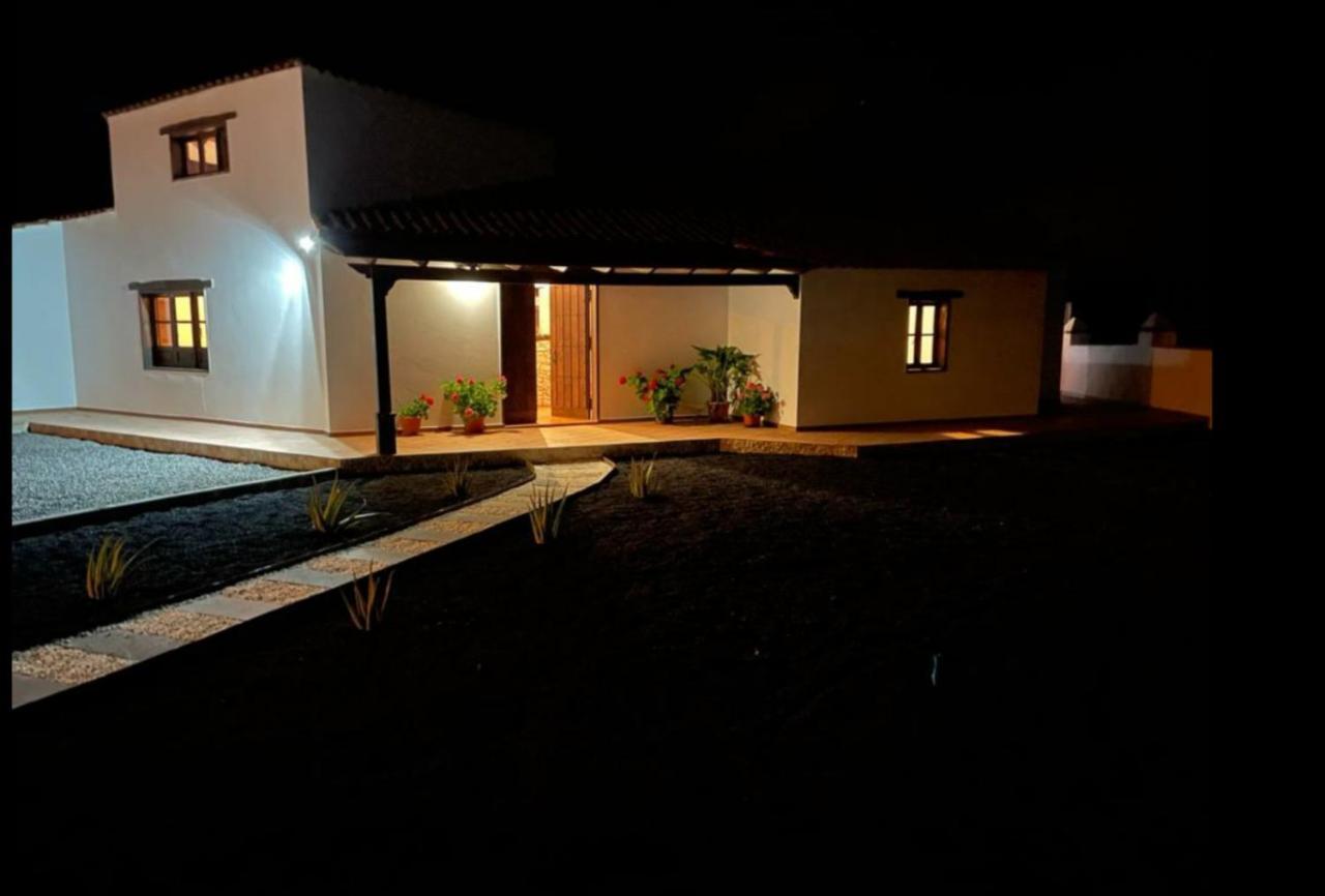 Villa Las Palmeras Antigua  Exterior foto
