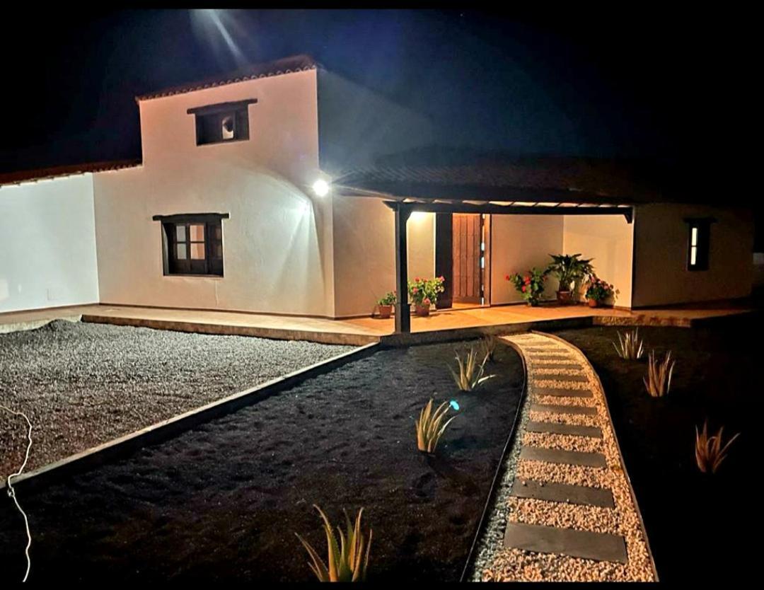 Villa Las Palmeras Antigua  Exterior foto